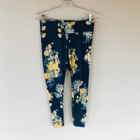 JoyLab Pants & Jumpsuits Joy Lab M High Rise Ankle Cropped